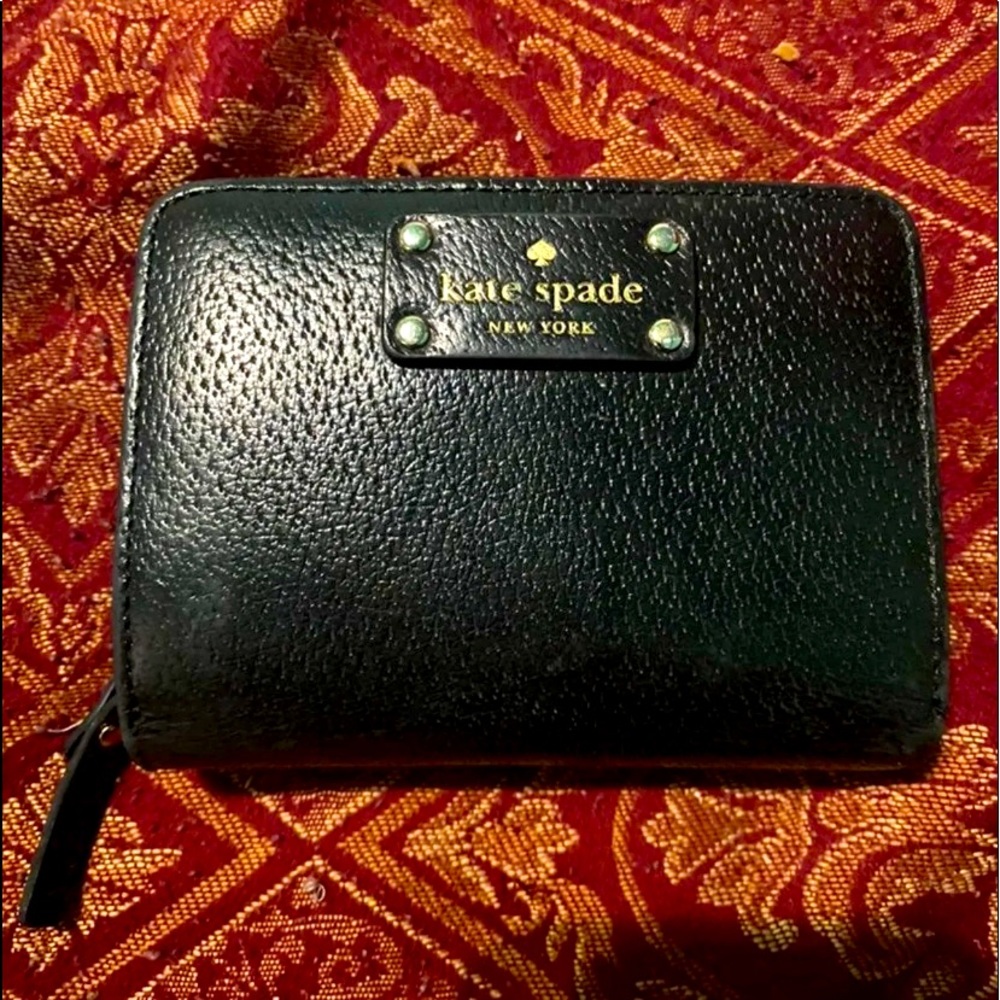 Womens wallet.